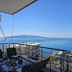 Sea View In 223 *